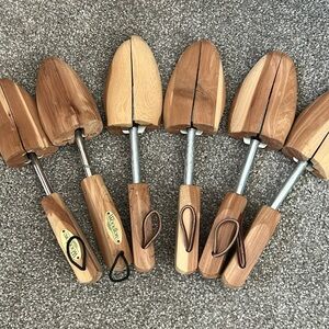 Men’s cedar shoe trees